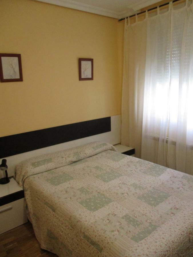 Hostal Becares Palencia Exterior foto